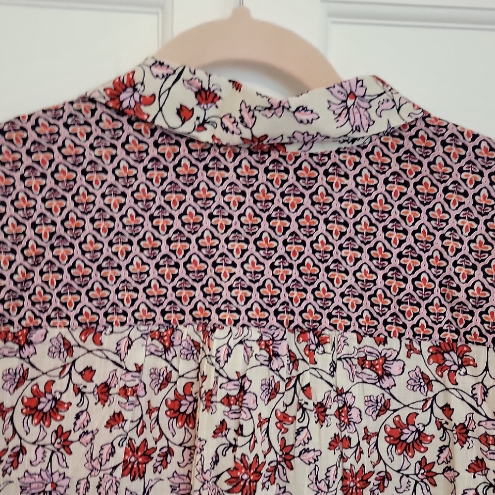 J. Jill Red and Cream Floral Women's Shirt, New With Tag - Picture 6 of 10
